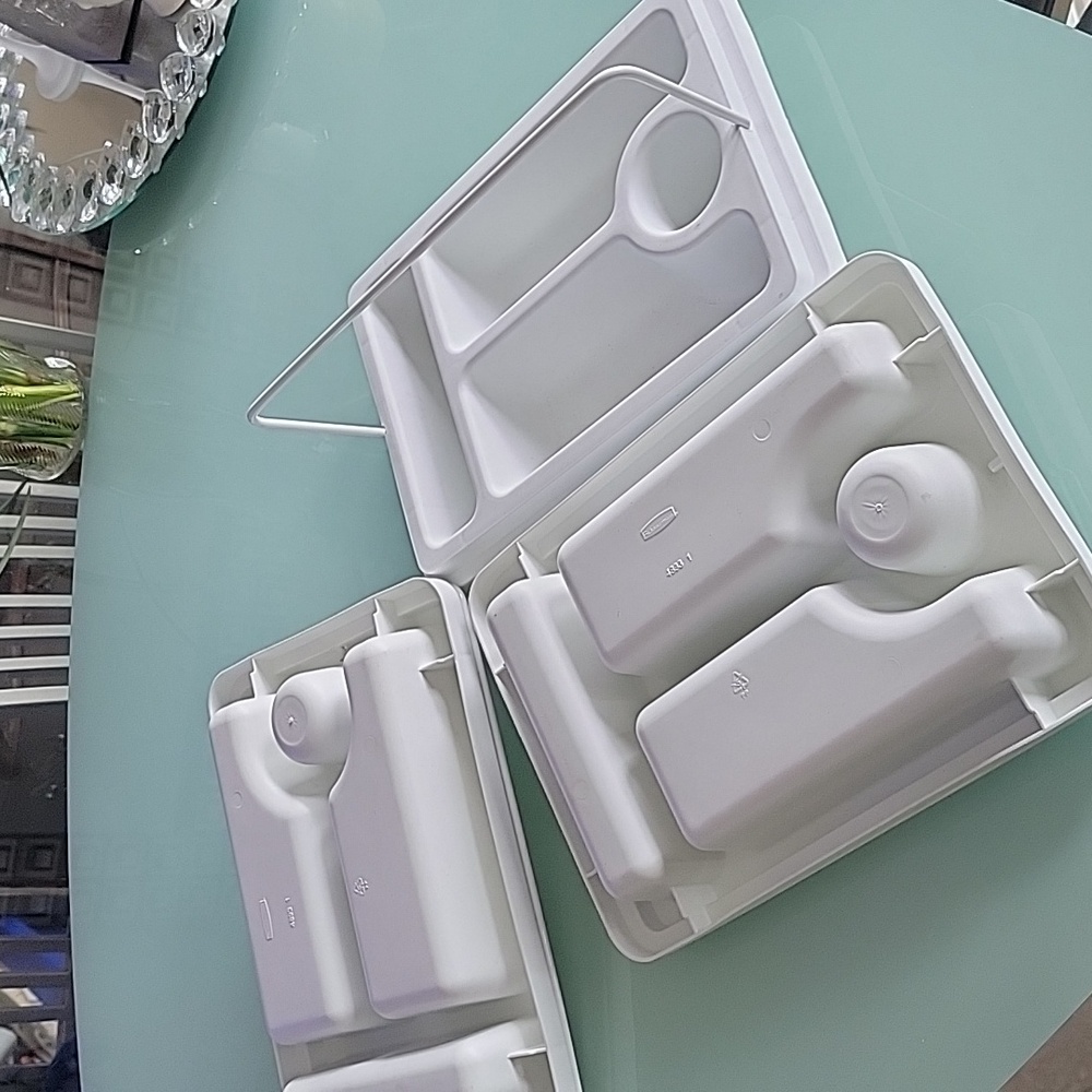 Rubbermaid stacking bath caddy (3)